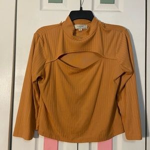 NO COMMENT key hole orange long sleeved shirt
